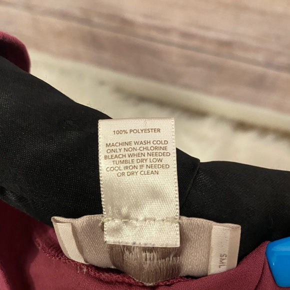 XS Loft silk tank top - Picture 5 of 12